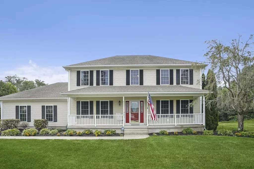 Southampton, MA 01073,3 Courtney Lane