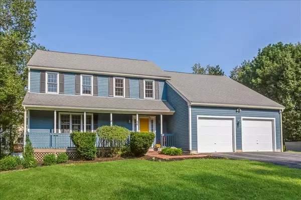 56 Guernsey Ave, Taunton, MA 02780