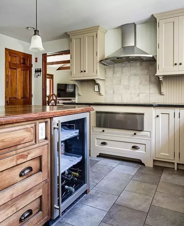 Bolton, MA 01740,35 Bare Hill Rd