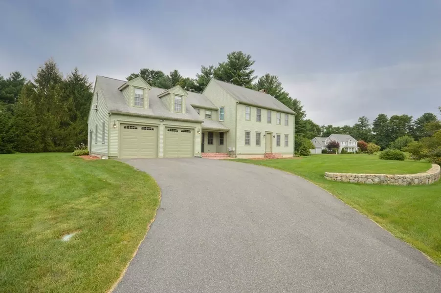 26 Johnson Dr, Lakeville, MA 02347