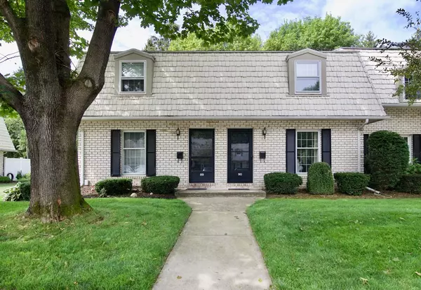 90 Plantation Dr #90, Agawam, MA 01001