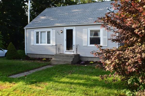 238 County St, Seekonk, MA 02771