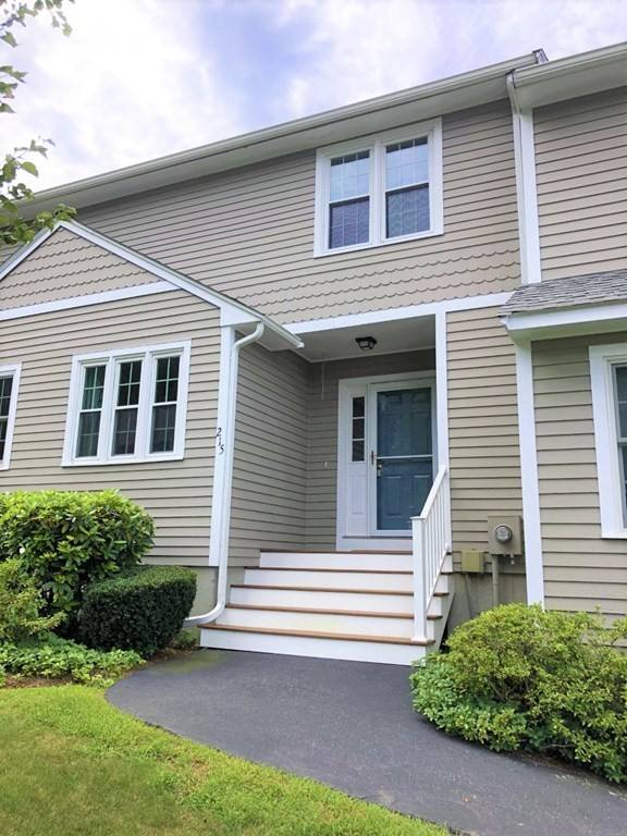 215 Laurelwood Dr #215, Hopedale, MA 01747