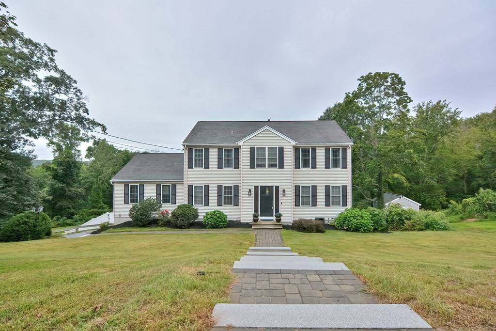 3 Rosebud Ln, Milford, MA 01757