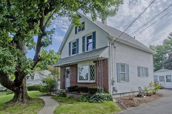 157 Crestwood St, Chicopee, MA 01020