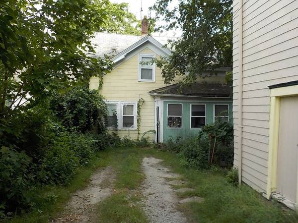 131 Spring St, Woonsocket, RI 02895