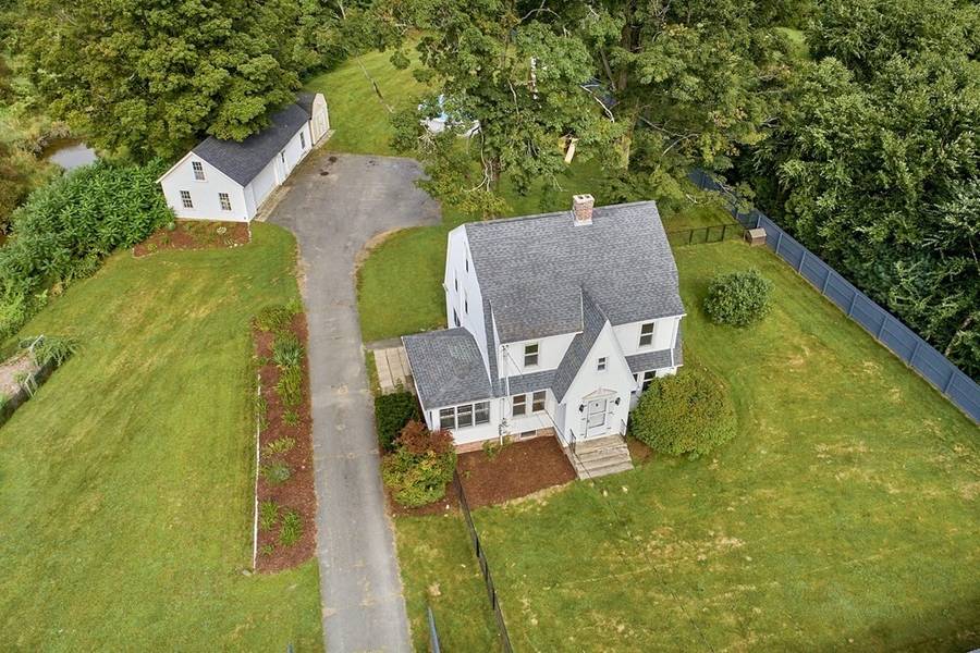 29 West St, Hatfield, MA 01088