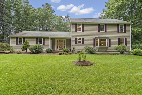 136 Murphy Rd, Hudson, MA 01749