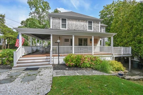 5 Abbies Lane,  Falmouth,  MA 02556