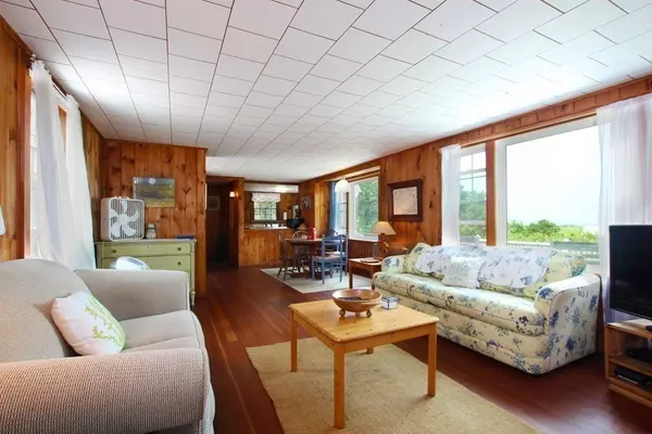 Eastham, MA 02642,155 Sundown Ln