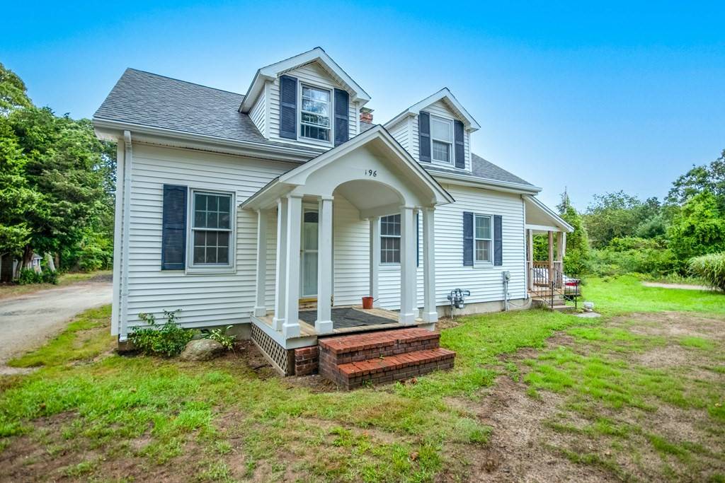 196 Central Ave, Falmouth, MA 02536