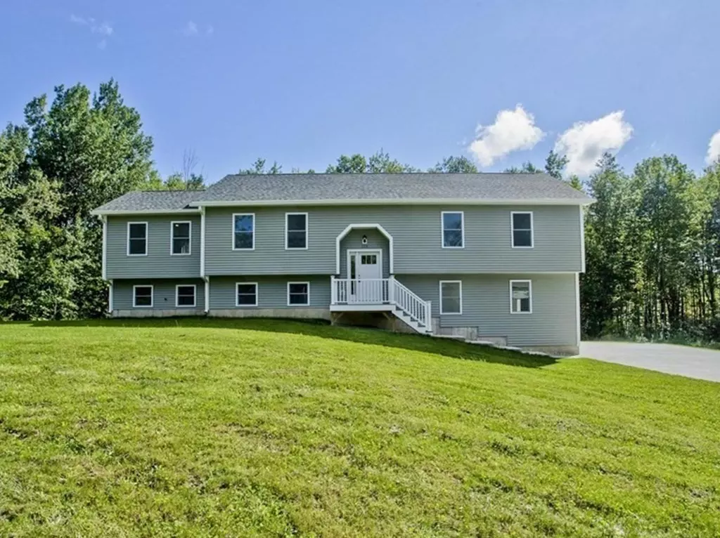 Granville, MA 01034,128 Crest Ln