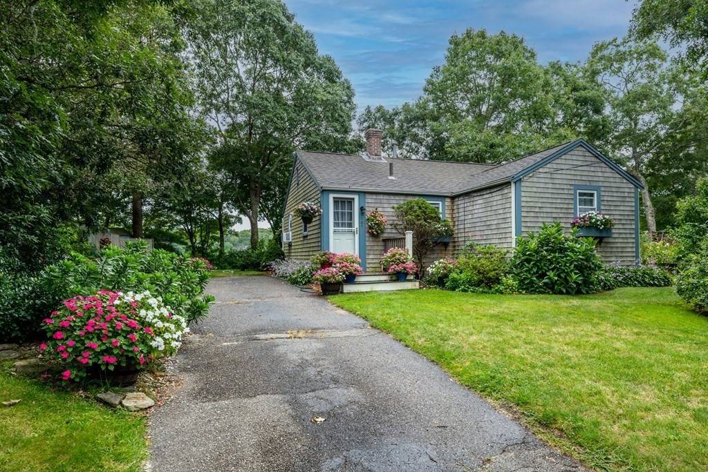 109 Williams Ave, Bourne, MA 02559