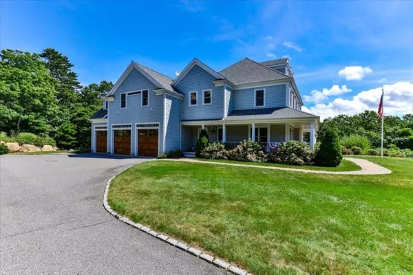 Falmouth, MA 02536,104 Twinn View Ln