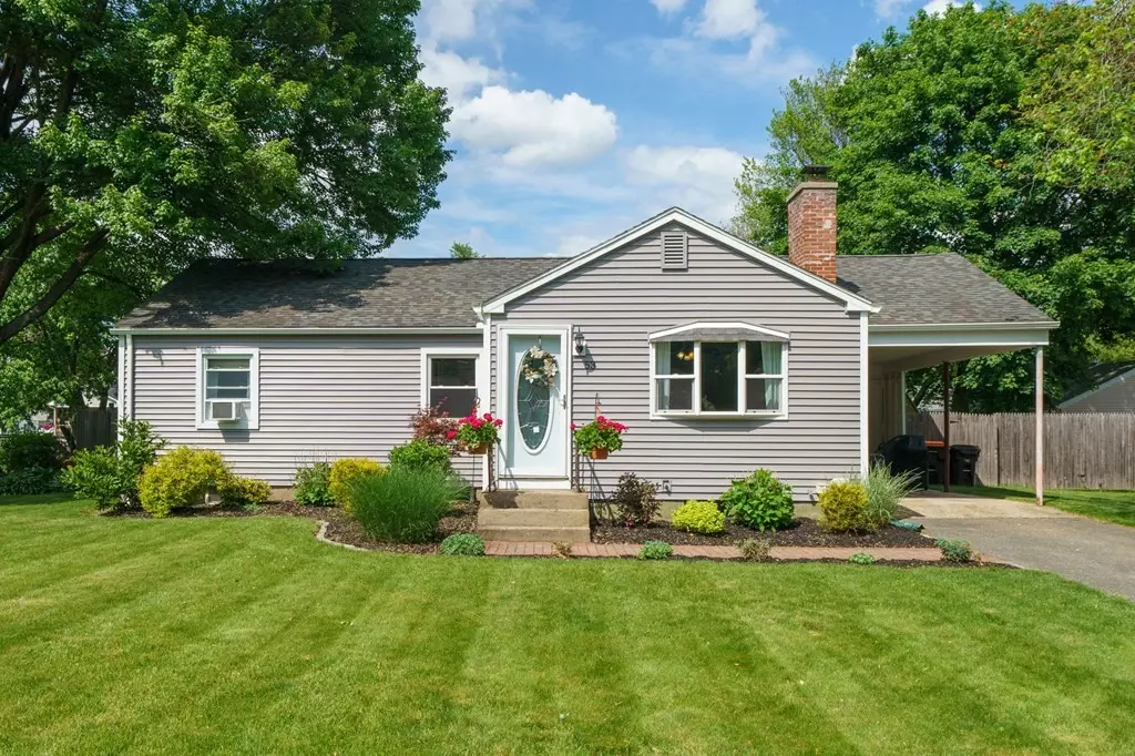 Agawam, MA 01001,53 Deering St