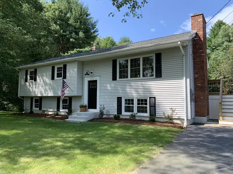 152 Church St, Ware, MA 01082