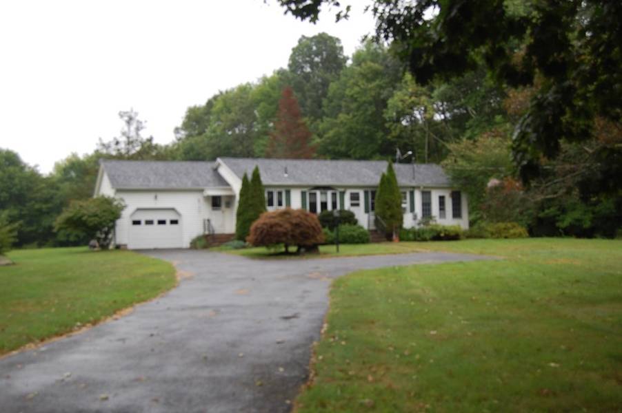 11 Tucker Rd., New Braintree, MA 01531