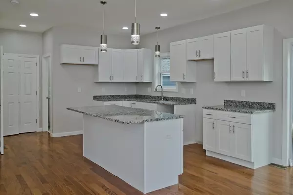 Springfield, MA 01119,90 Arnold Ave