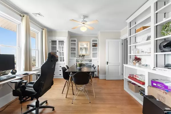 Malden, MA 02148,8 Murray Hill Rd