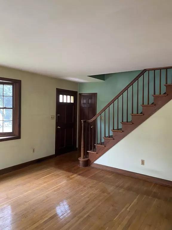 Acushnet, MA 02743,5 Dorothy