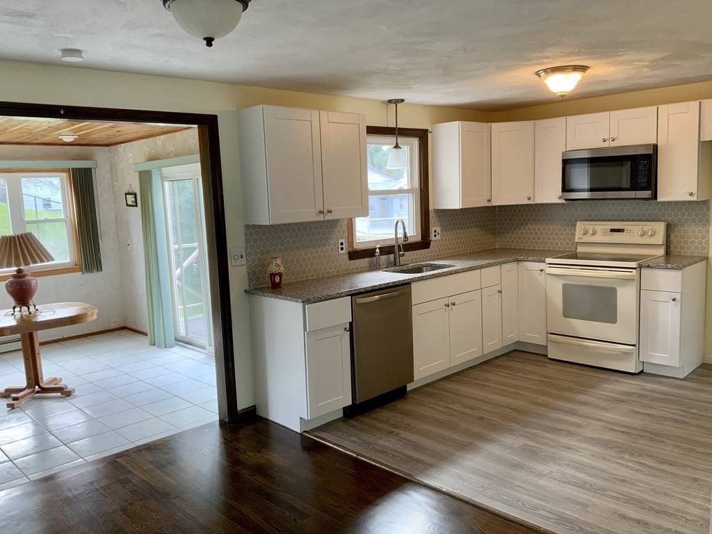 Woburn, MA 01801,17 William Ave,