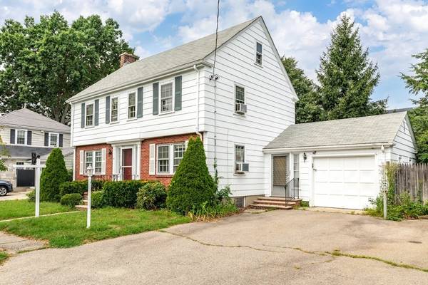 12 Marilyn Rd, Milton, MA 02186