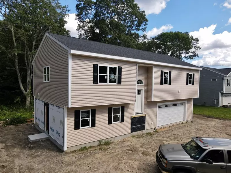 4 Labonte Street, Acushnet, MA 02743