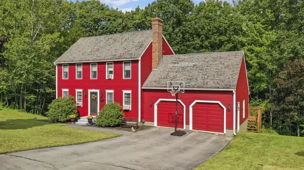 25 Slack Brook Rd, Leominster, MA 01453