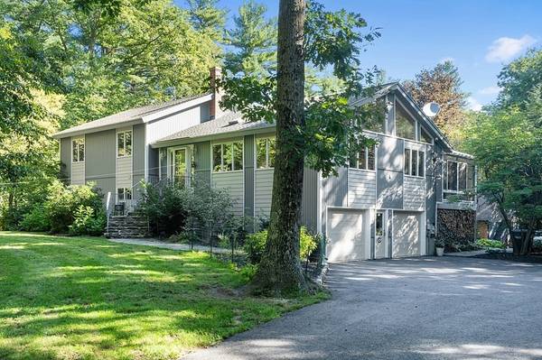 342 Mountain Rd, Princeton, MA 01541