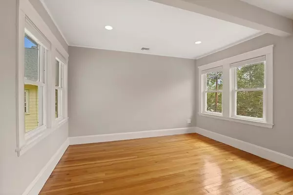 Watertown, MA 02472,324 Mount Auburn St #2