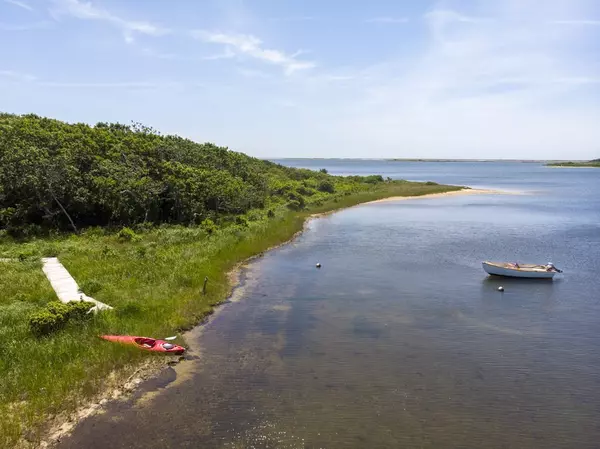 Edgartown, MA 02539,69 Kanomika Rd