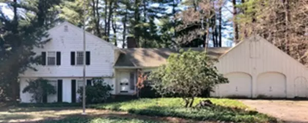 35 Fox Run Rd, Topsfield, MA 01983