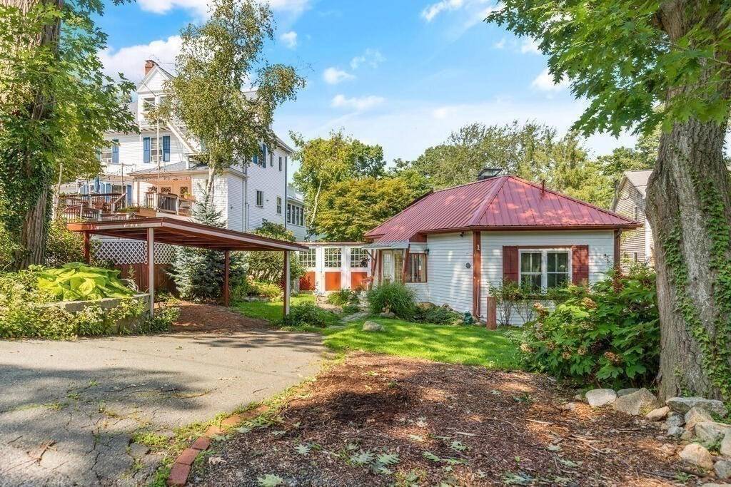 Rockport, MA 01966,1 Norwood Court