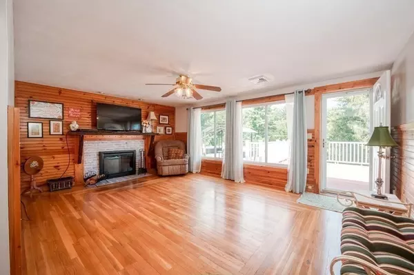 Holden, MA 01520,256 Chapel St