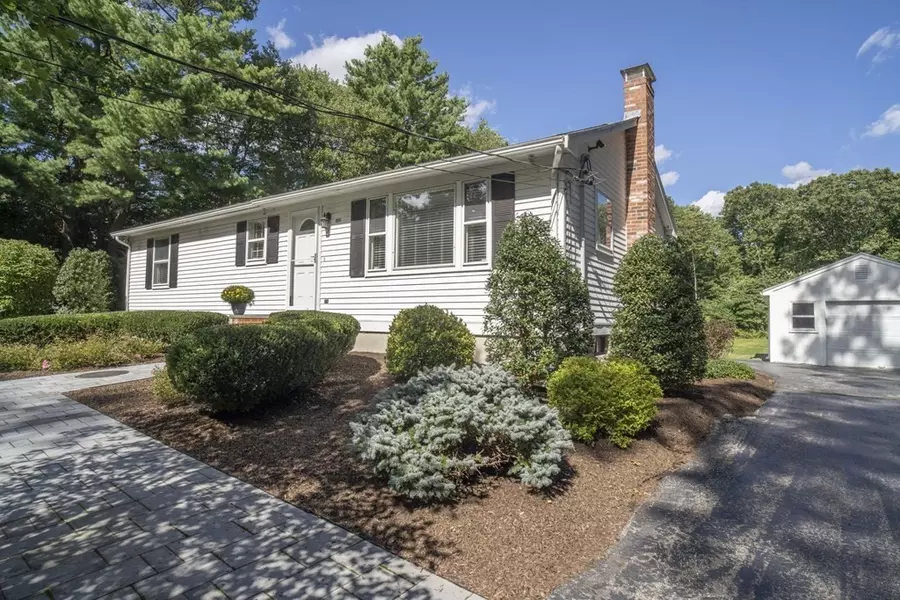 494 East St, West Bridgewater, MA 02379