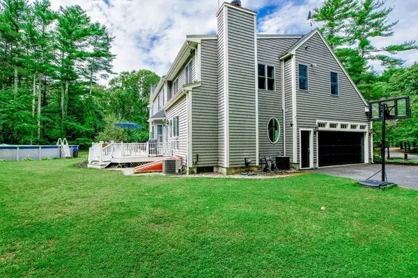 Marion, MA 02738,14 Autumn Ln