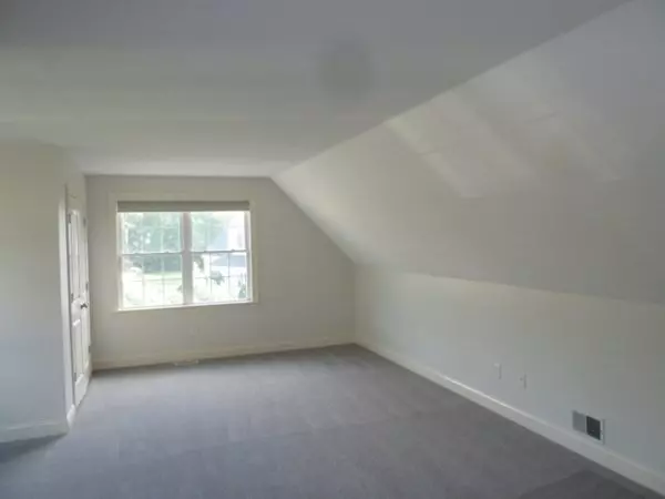 Ayer, MA 01432,9 Patriot Way