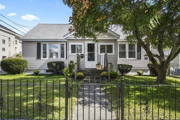 117 Fourth Ave, Lowell, MA 01854