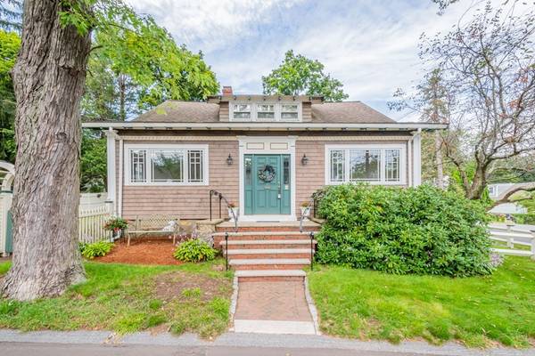 3 Chase Ave, Lexington, MA 02421