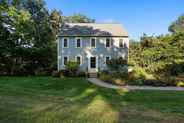 66 Bennett St, Hudson, MA 01749