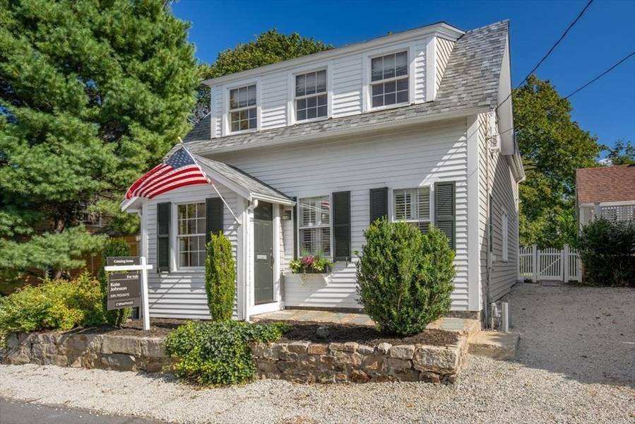 23 Green Street, Hingham, MA 02043