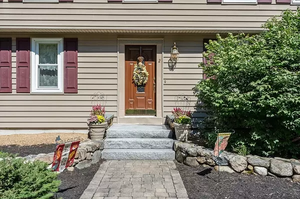 Windham, NH 03087,2 Autumn St.