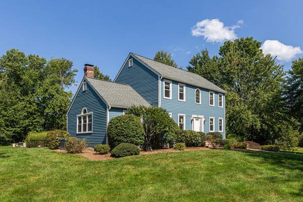 17 Blackthorne Circle, Hopkinton, MA 01748