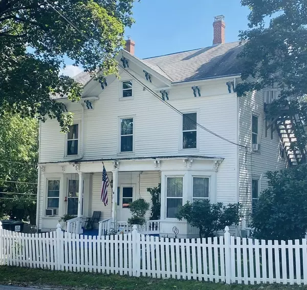 54 Cherry St, Spencer, MA 01562