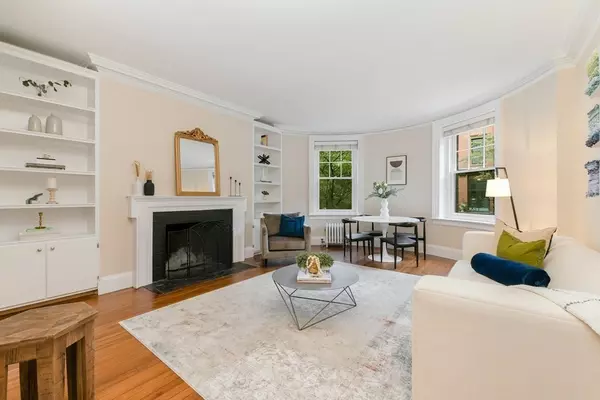 112 Pinckney Street #14, Boston, MA 02114