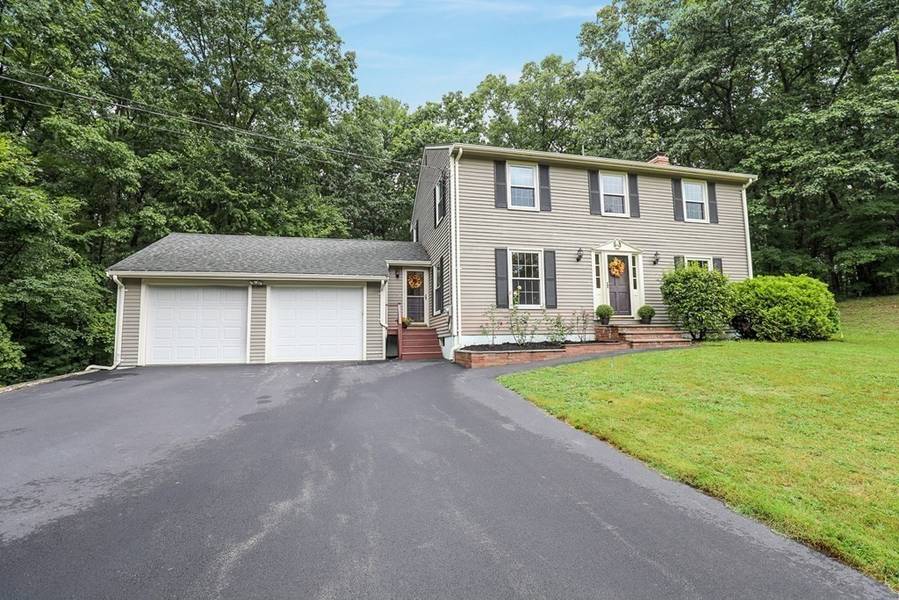 24 Marlboro Rd, Georgetown, MA 01833