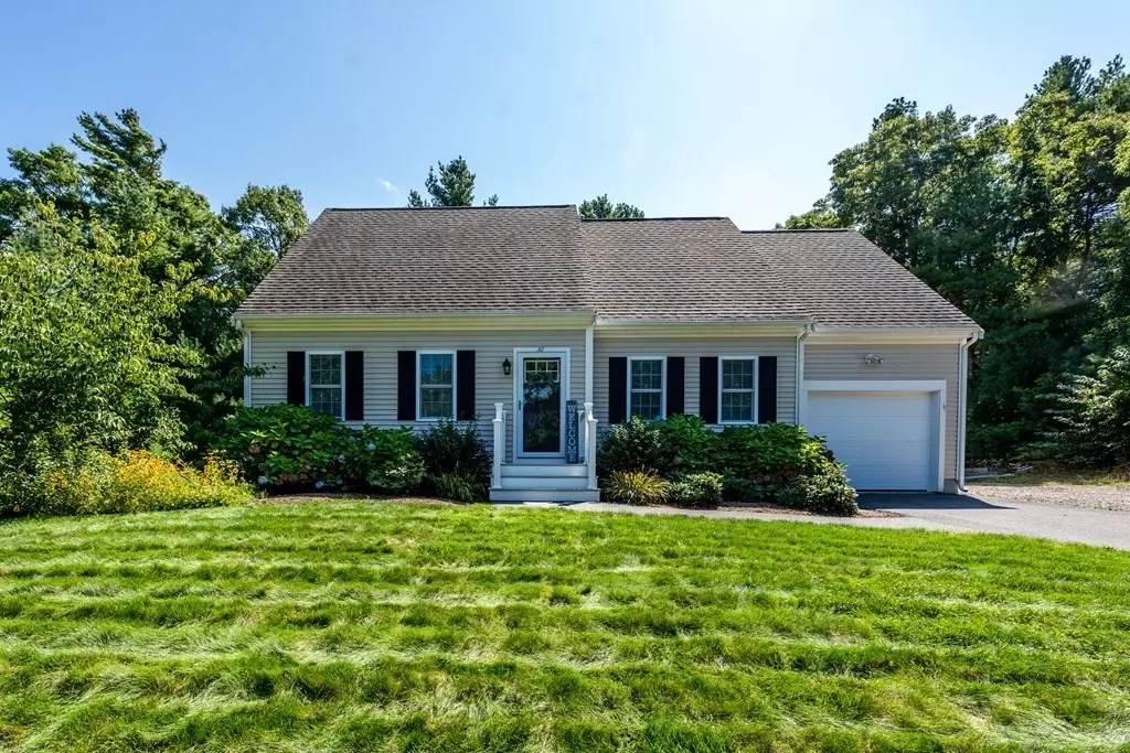 Sandwich, MA 02563,32 Luscombe Ln