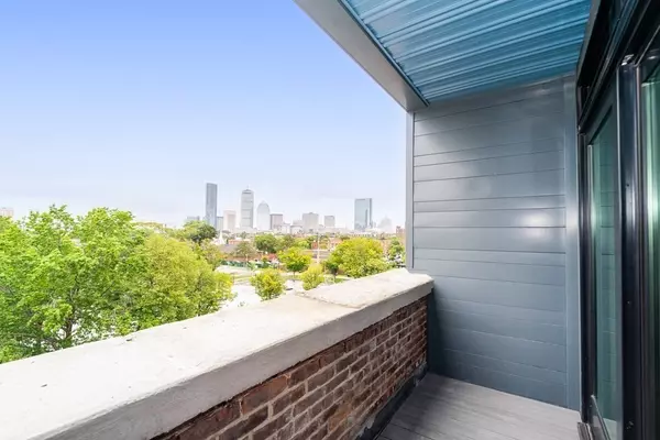 Boston, MA 02118,1950 Washington St #5A