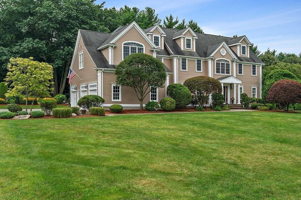 Canton, MA 02021,70 Thoreau Rd