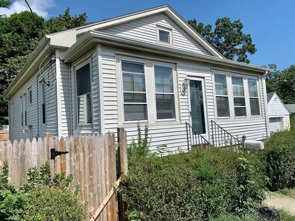 Acushnet, MA 02743,19 Homestead Ave